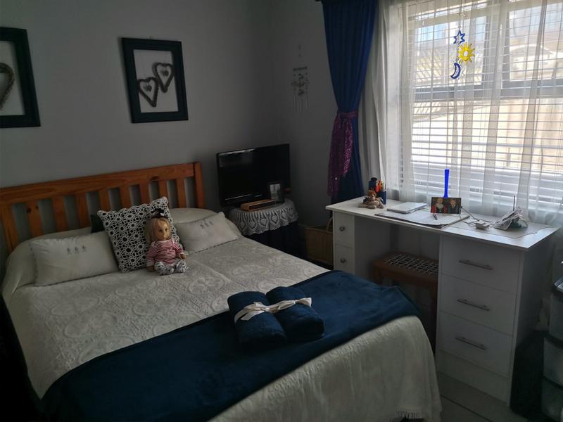 2 Bedroom Property for Sale in Island View Western Cape